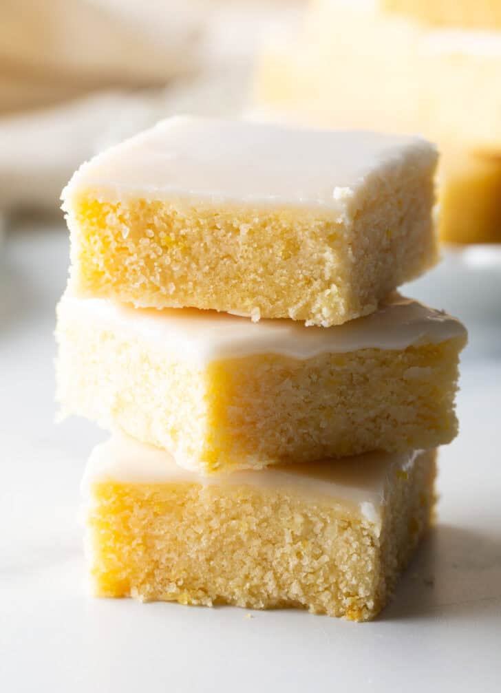 Off center stack of 3 lemon blondies.
